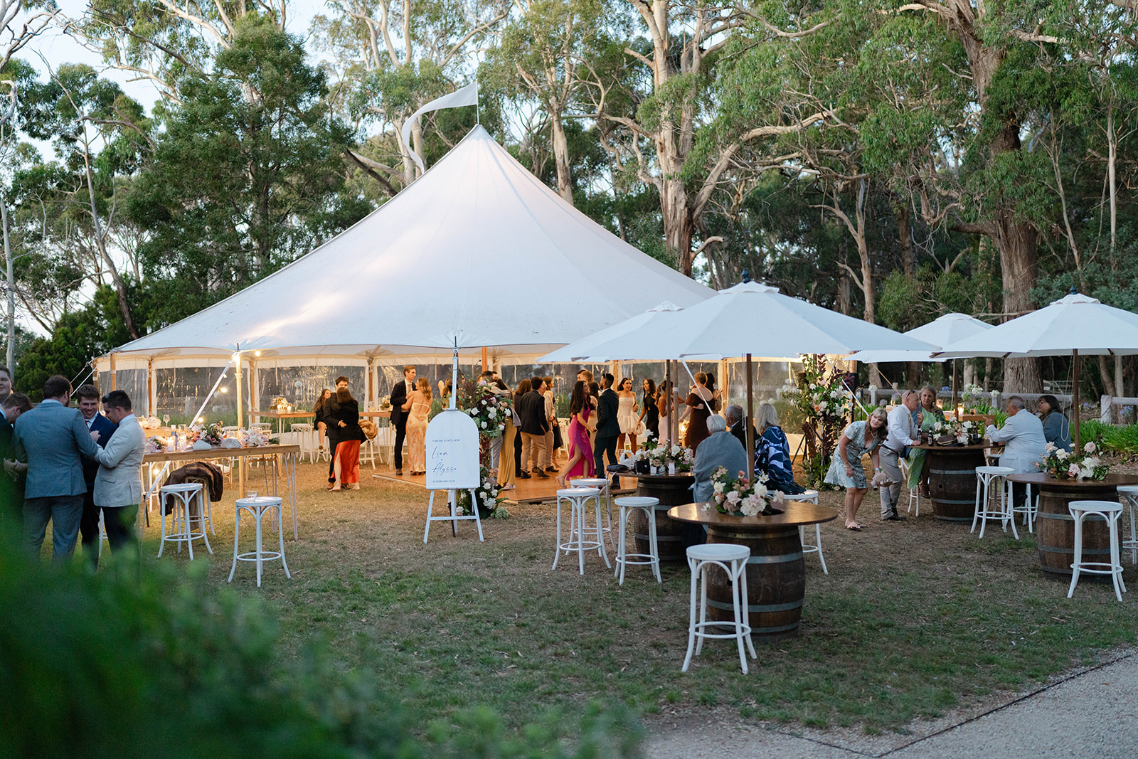 Single Post Hampton Marquee