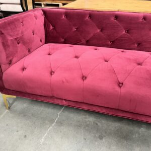 Chesterfield lounge magenta (1)
